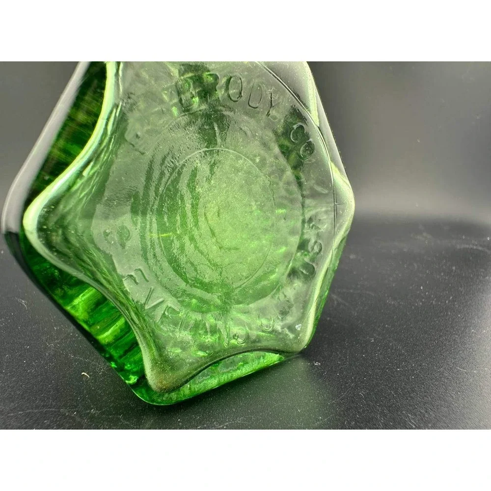 Vintage EO Brody Co Green Glass Bud Vase‎ Hexagon Diamond Point 6.5